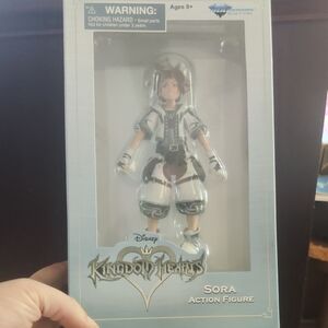 Disney Kingdom Hearts Sora Action Figure - White and Brown